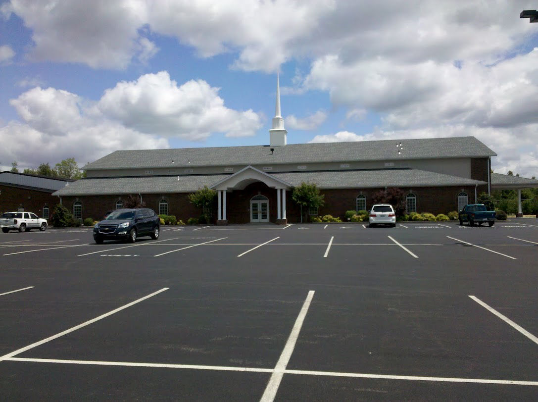 12 Oaks Baptist Church Building